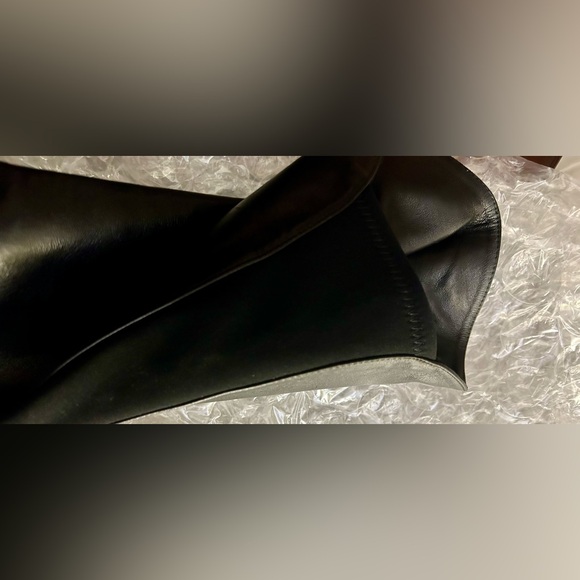 Stuart Weitzman Classic Leather Knee High Boots SZ 7 - Picture 3 of 16